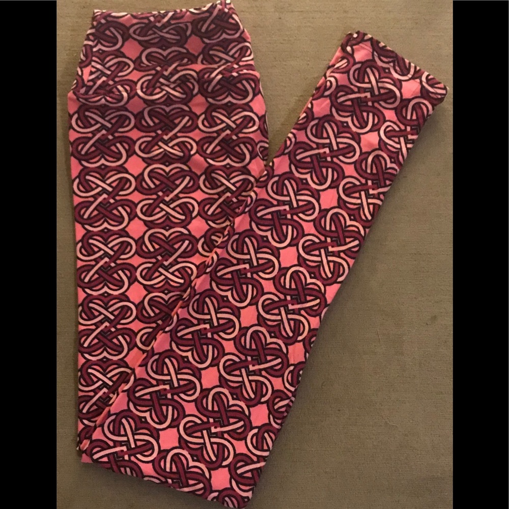 One Size LuLaRoe Valentine’s Day Leggings